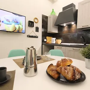 https://casa-diletta-trapani-centro-storico.sicilyhotelsitaly.net