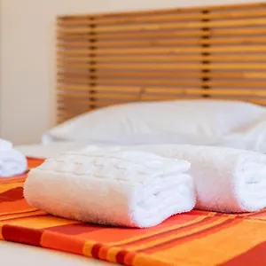 Guest Planet - Grazioso Bilocale Bande Nere M1 Appartamento